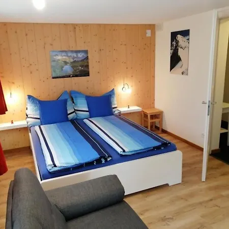 Luna 2 Bett Obj 2000 * Grindelwald